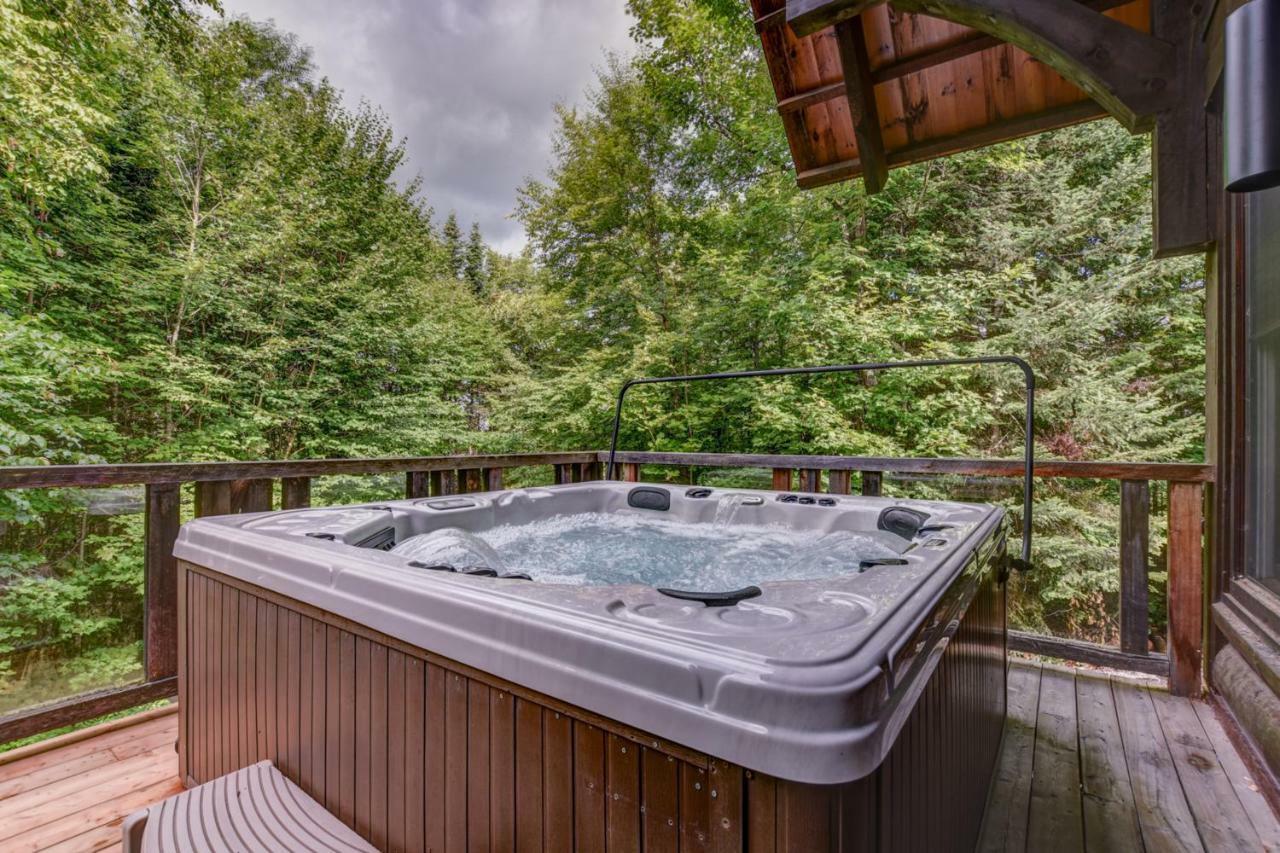 Chic Log Chalet With Hot Tub - Mont-Tremblant North Side By Reserver.Ca Lac Superieur Exterior photo