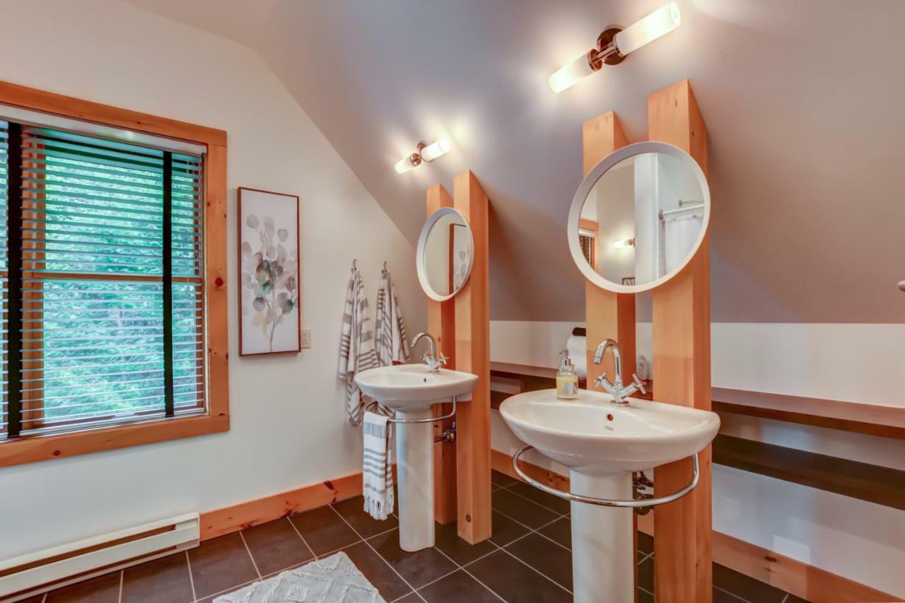 Chic Log Chalet With Hot Tub - Mont-Tremblant North Side By Reserver.Ca Lac Superieur Exterior photo